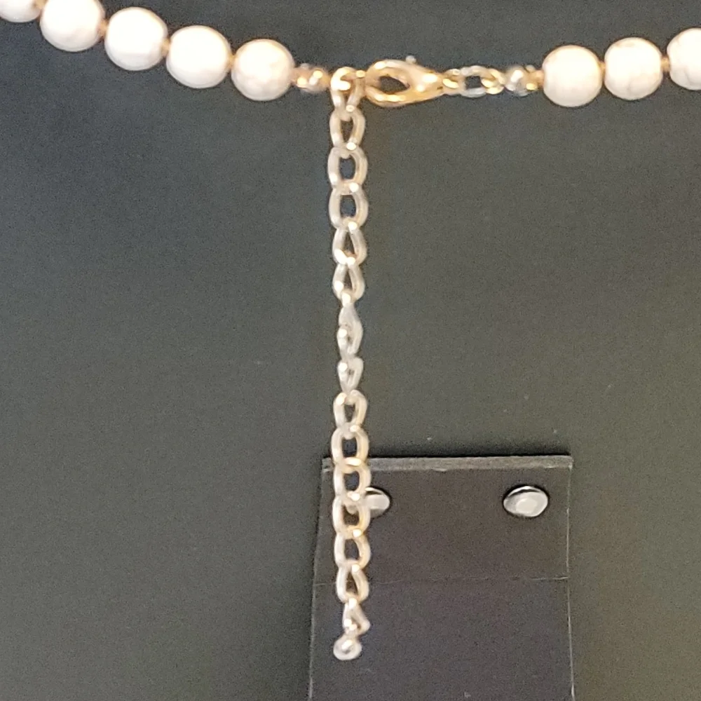 Howlite and Glass Fauceted Bead with Fabric Tassel Pendant Necklace - Picture 8 of 8